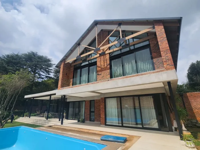 vaga series luxury residential installation contemporary architecture VAGA Series aluminium windows luxury residential estate contemporary South African architecture